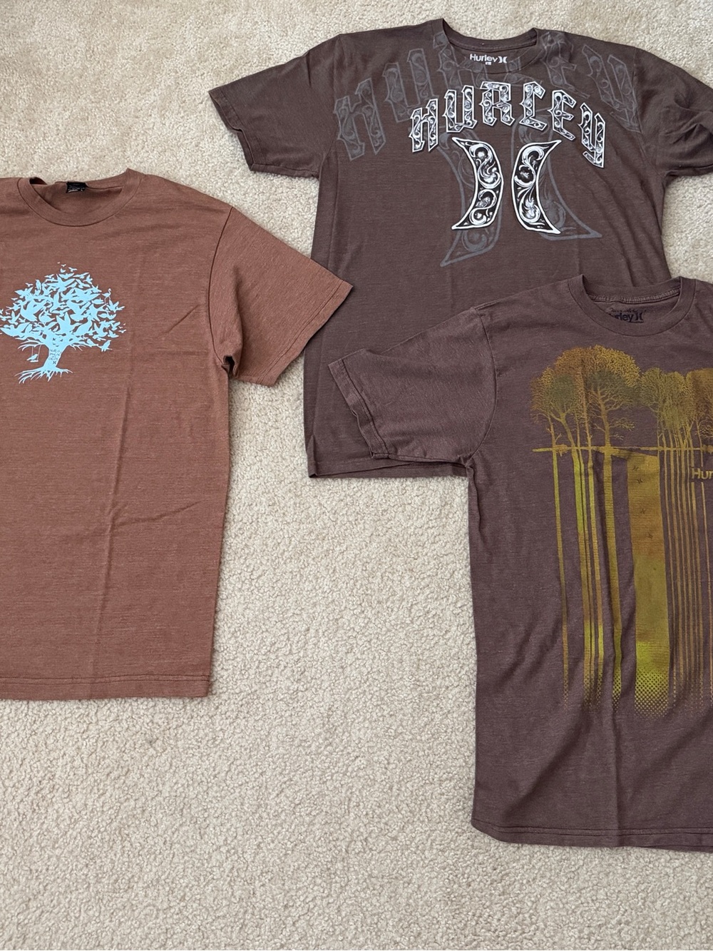 Hurley Brown Graphic 3 Piece Tee Set-Men Pre-owned